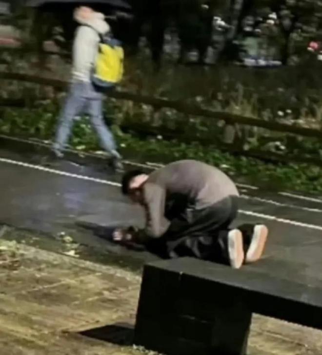 邻居怒斥小S太自私S家已经改变决定开元棋牌大S迟迟不肯下葬原因曝光！(图2)